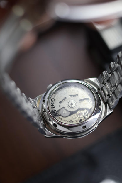(Super Rare) Seiko 5 Black Carbon Fibre Texture Dial with Glass Back - Automatic Vintage Watch (Pre Owned) - A163
