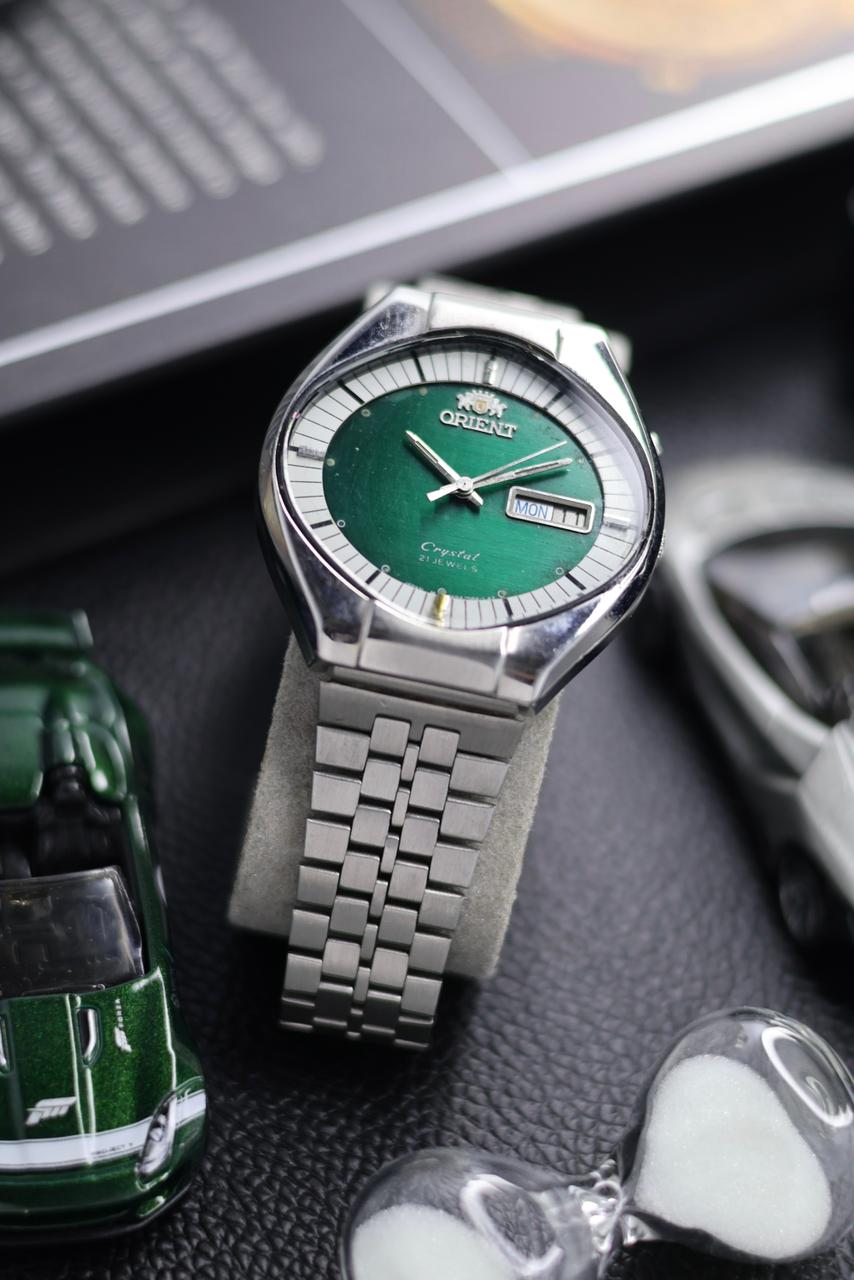 (Super Rare) Orient Crystal Emerald Green Dial - Automatic Vintage Watch (Pre Owned) - SE538