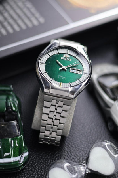 (Super Rare) Orient Crystal Emerald Green Dial - Automatic Vintage Watch (Pre Owned) - SE538