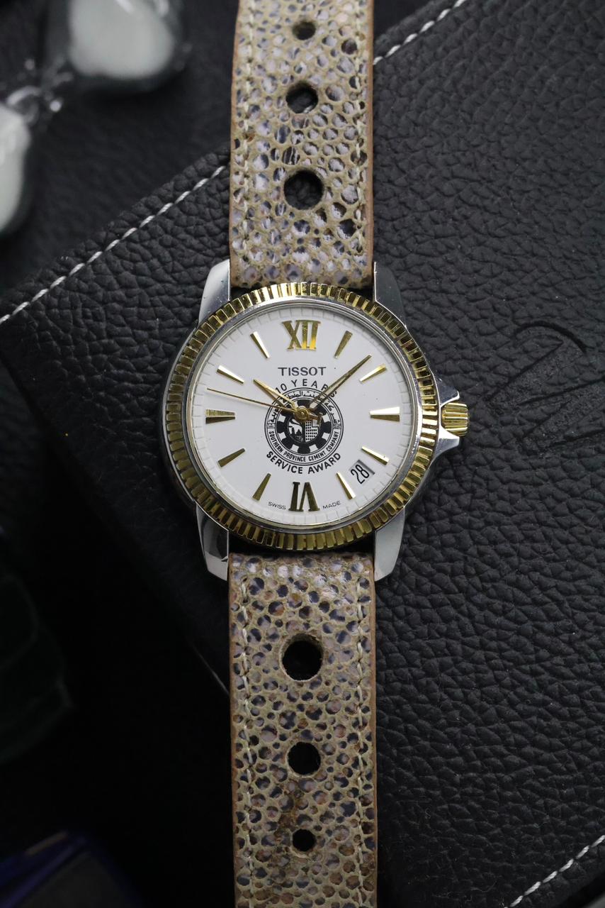(Super Rare) TISSOT 1853 BALLADE Two-Tone White Motif Dial with Fluted Bezel & Sapphire Crystal - Quartz Swiss Vintage Watch (Pre Owned) - SE516