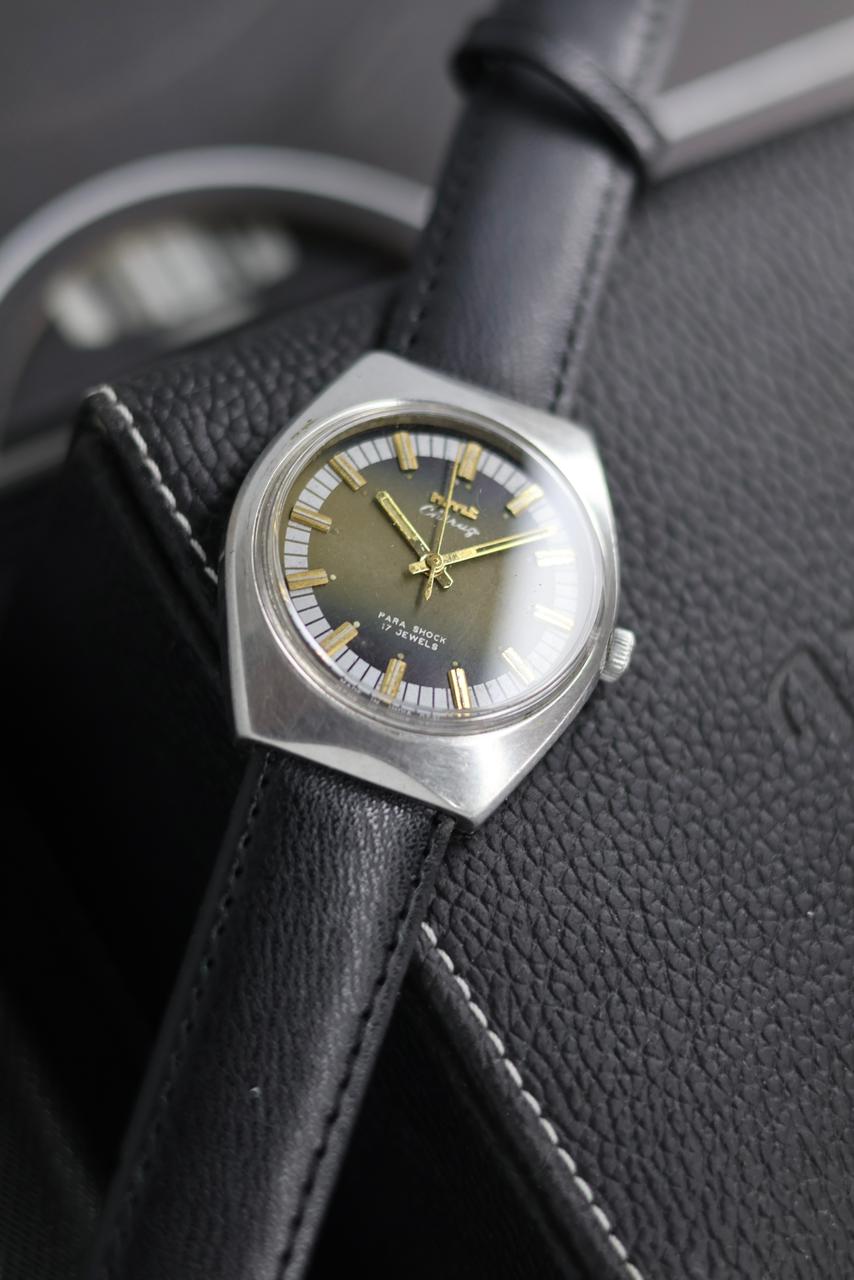 (Super Rare) Vintage HMT Chirag - in Original Condition - Mechanical Hand Winding Watch (Pre Owned) - SE556