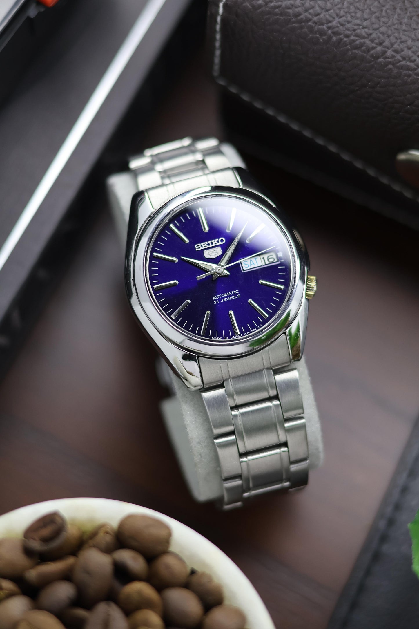 Watchtopia Default Title (Super Rare