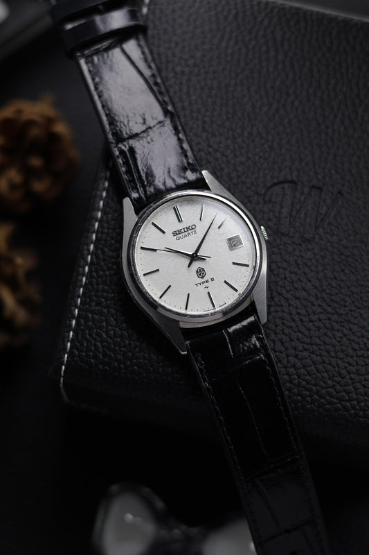 (JDM - Extremely Rare) 1976 Seiko Type II White Snowflake Dial - Quartz Vintage Watch (Pre Owned) - SE423