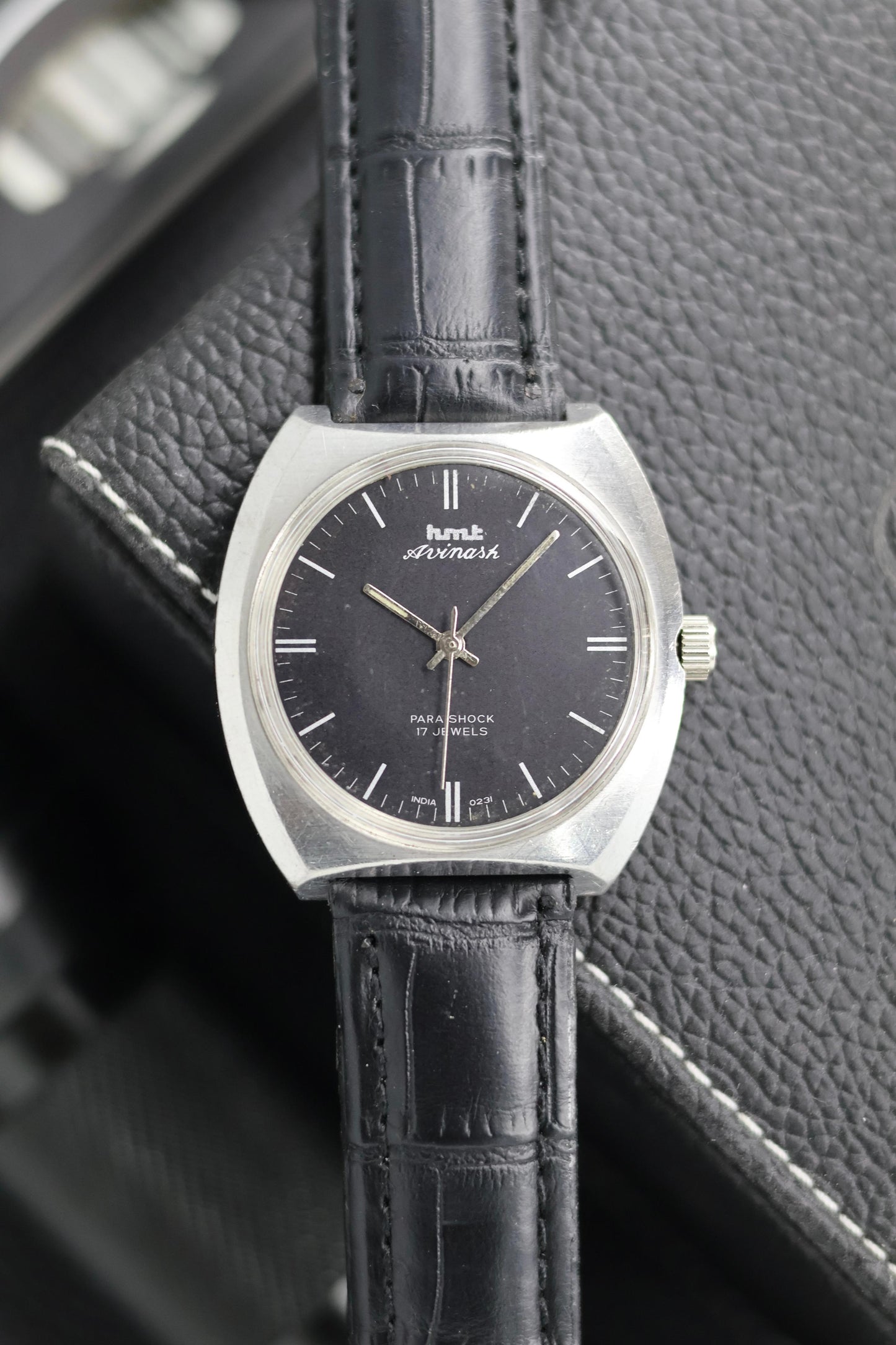 (Super Rare) Vintage HMT Avinash Black Dial - in Original Condition - Mechanical Hand Winding Watch (Pre Owned) - SE653