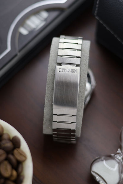 Citizen Eagle 7 Black Dial - Automatic Vintage Watch (Pre Owned) - SE438