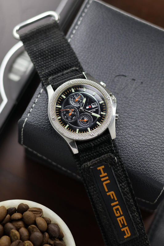 Tommy Hilfiger Black Dial (Pre Owned) - A375