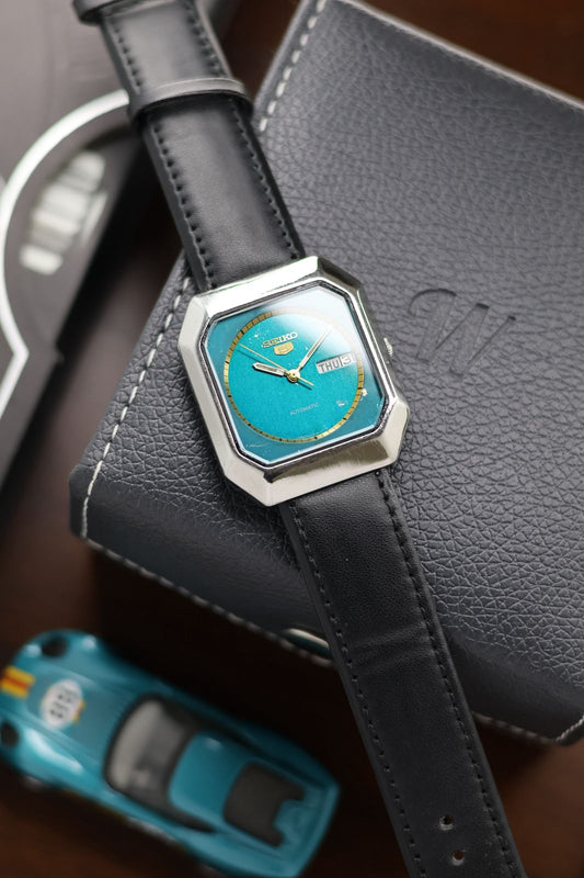 (Extremely Rare) 1980 Seiko 5 Teal Blue TV Dial - Automatic Vintage Watch (Pre Owned) - SE430