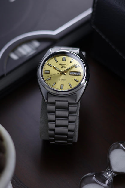 (Super Rare) Seiko 5 SNXS81 Gold Dial with Glass Back - Automatic Vintage Watch (Pre Owned) - A354