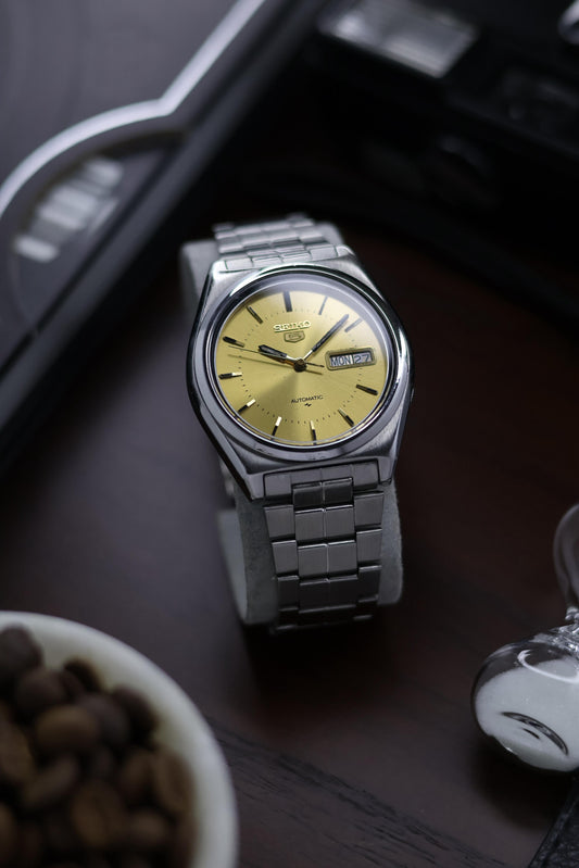 1983 Seiko 5 Champagne Dial - Automatic Vintage Watch (Pre Owned) - A244