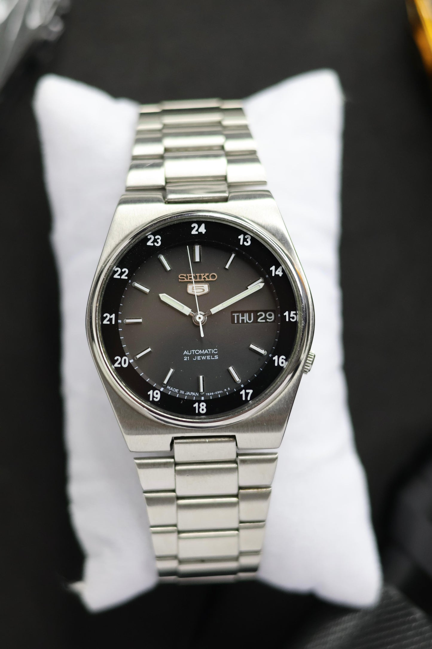 Seiko 5 Railway Time Black Dial with Glass Back (Pre Owned)