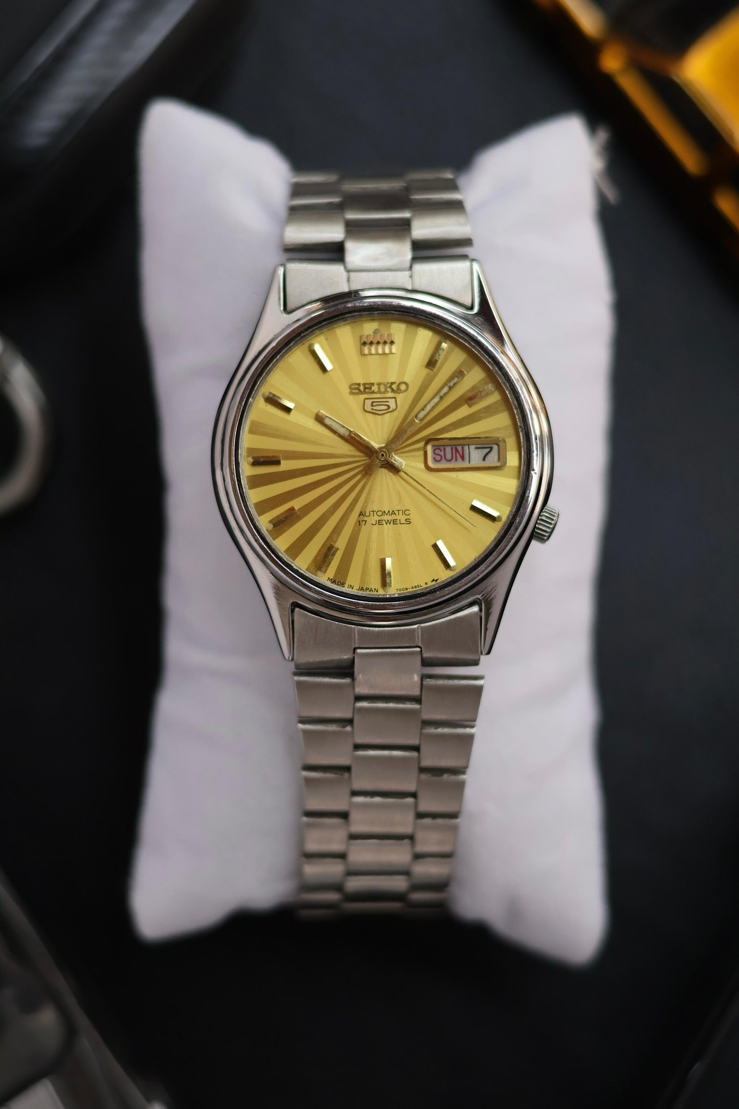 1994 Seiko 5 Gold Sunray Dial (Pre Owned)