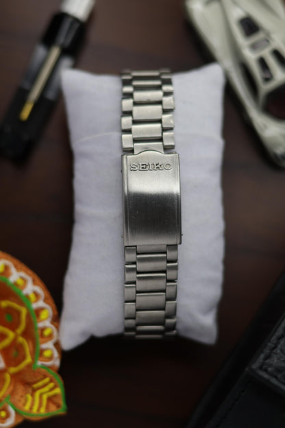 Seiko 5 Silver Patterned Dial with Glass Back (Pre Owned)