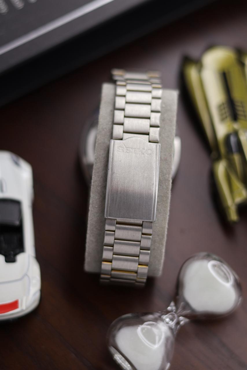 1985 Seiko 5 White Guilloche Dial - Automatic Vintage Watch (Pre Owned) - SE422