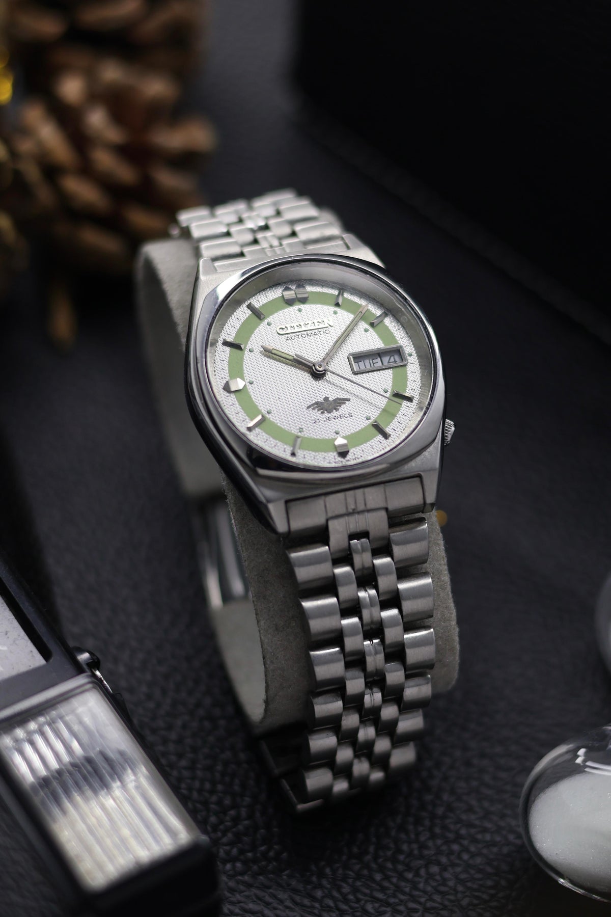 (Super Rare) Citizen Eagle 7 Silver Guilloche Dial - Automatic Vintage Watch (Pre Owned) - SE578