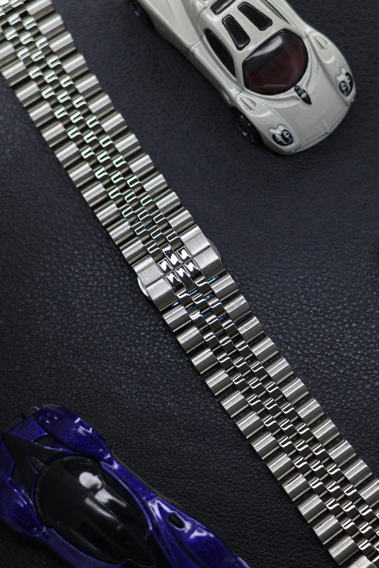 Butterfly Clasp Jubilee Bracelet Watch Strap - Straight Ends + Solid Link + Quick Release