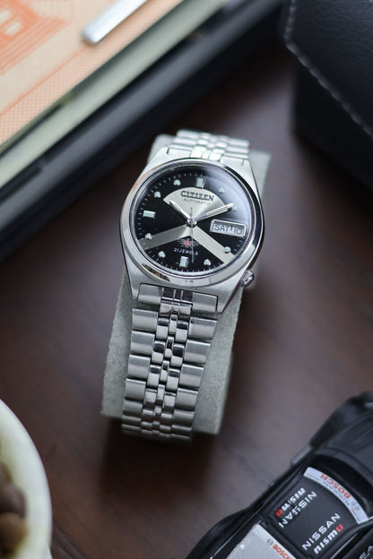 (Super Rare) Citizen Eagle 7 Black Motif Dial with Jubilee Bracelet - Automatic Vintage Watch (Pre Owned) - SE433