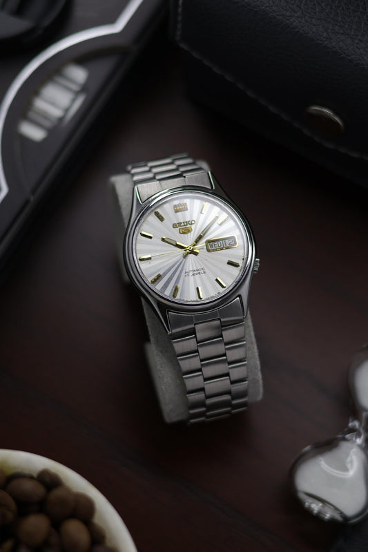 1984 Seiko 5 Silver Sunray Dial - Automatic Vintage Watch (Pre Owned) - A263