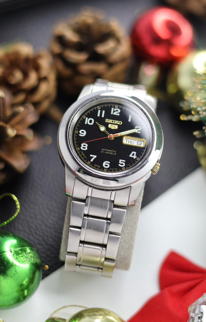(Super Rare) Seiko 5 Black Field Dial with Glass Back - Automatic Vintage Watch (Pre Owned) - SE527