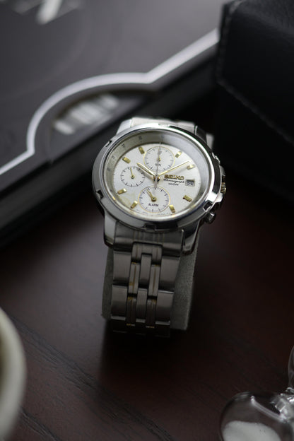(Super Rare) Seiko Chronograph 100M Silver Dial with Alarm (Pre Owned) - A398