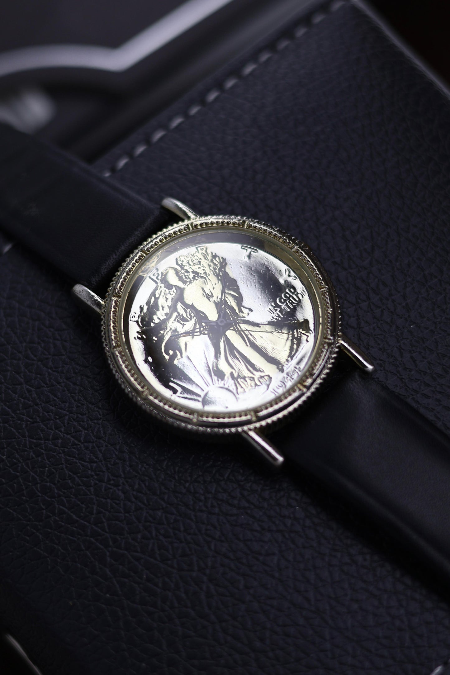 (Extremely Rare) 1944 Walking Liberty Half Dollar Sterling Silver Coin Watch - Quartz Vintage Watch (Pre Owned) - A227