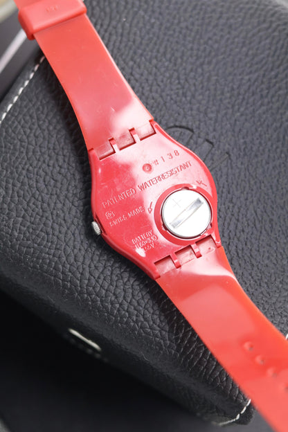 (Super Rare) Swatch Red Dial - Swiss Vintage Watch (Pre Owned) - SE740
