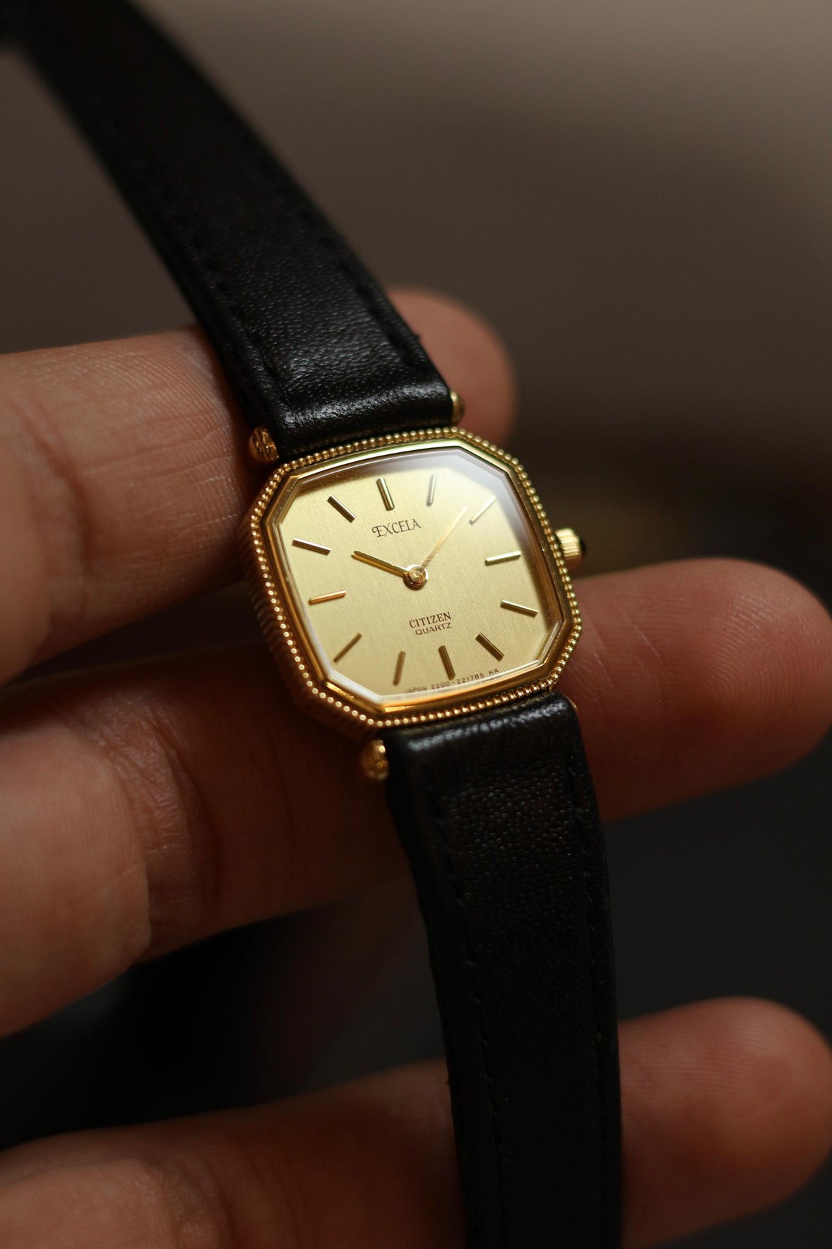 (JDM - Extremely Rare) Citizen EXCELA Ladies Champagne Dial with Yellow Gold Plated Case and Blue Cabochon Crown - Quartz Vintage Watch (Pre Owned) - SE999