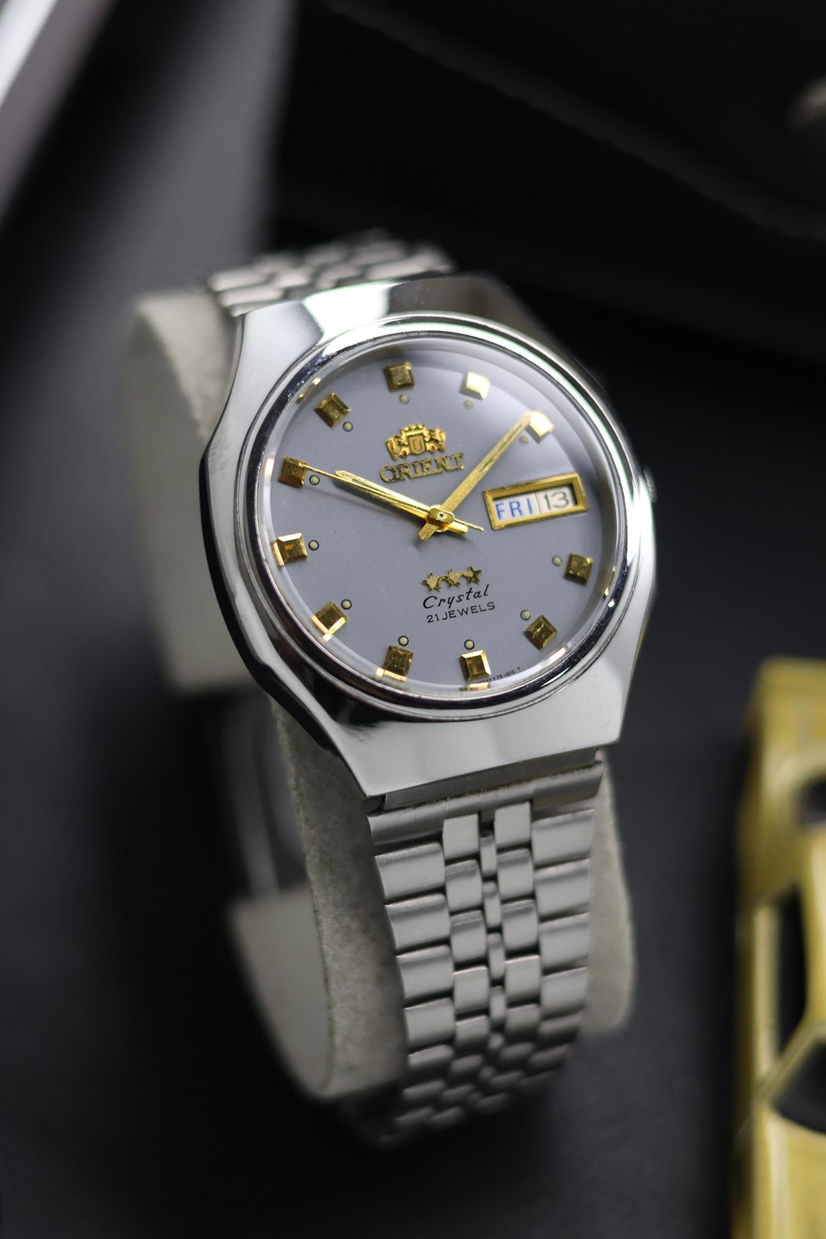 (Super Rare) Orient Tri-Star Crystal Grey Dial with Octagonal Case - Automatic Vintage Watch (Pre Owned) - SE576