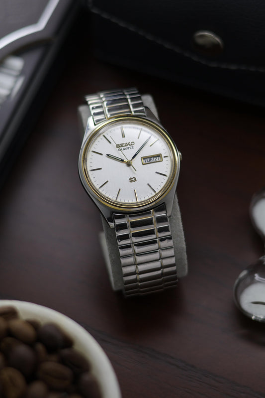 (JDM - Extremely Rare) 1989 Seiko SQ White Dial - Quartz Vintage Watch (Pre Owned) - A400