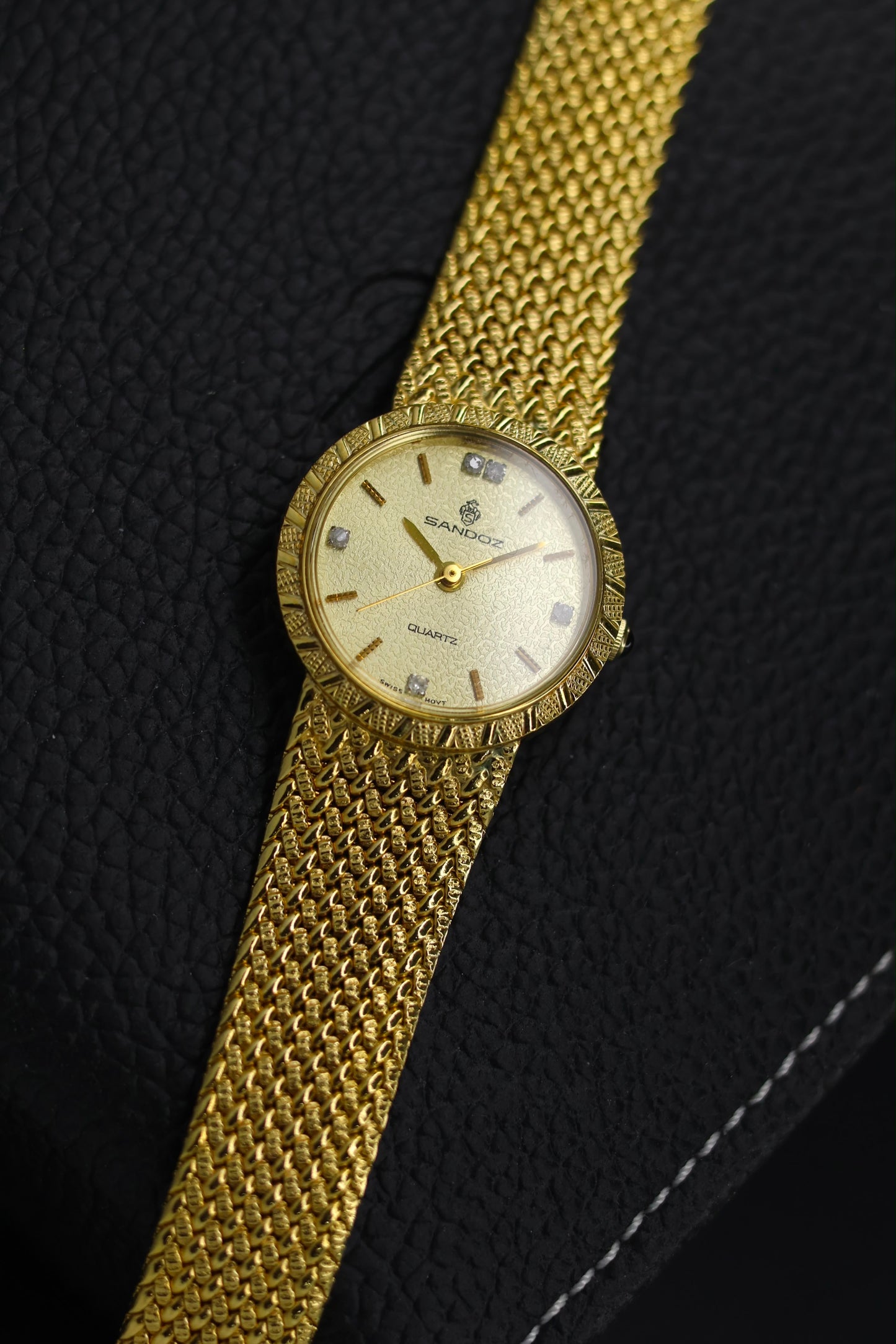 (Extremely Rare) SANDOZ Swiss Ladies Champagne Dial with Integrated Woven Milanese Bracelet - Swiss Vintage Watch (Pre Owned) - SE785