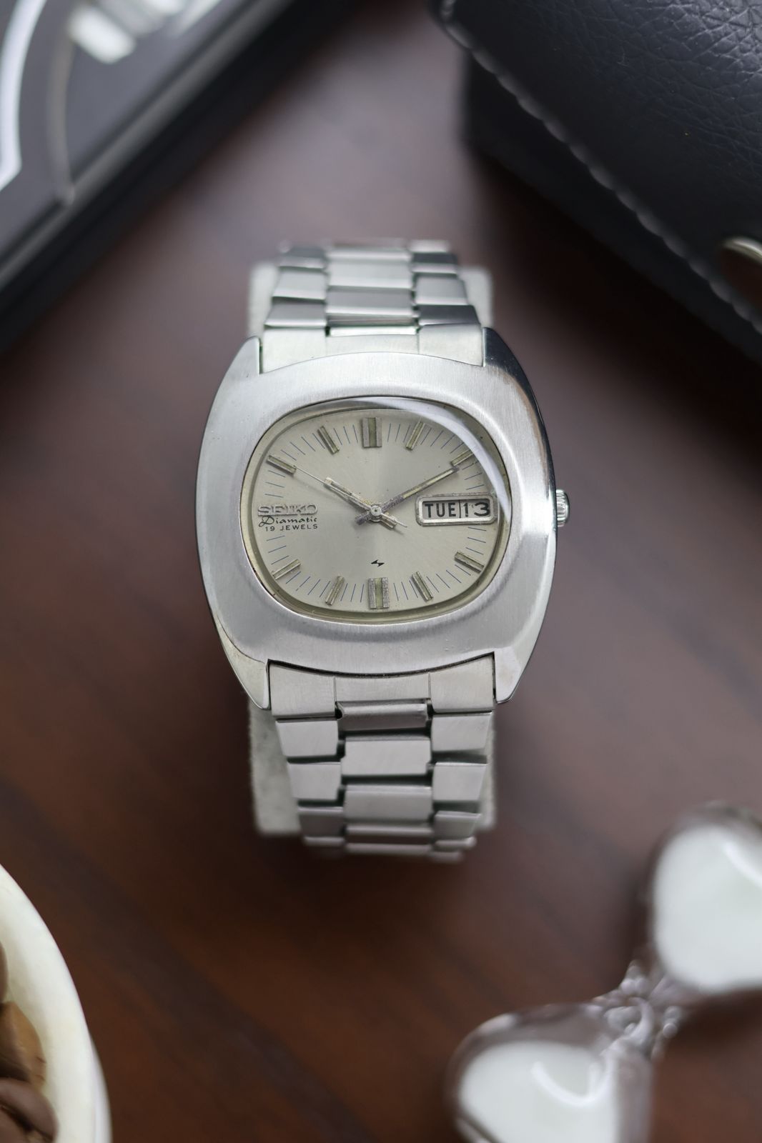 (Super Rare) 1972 Seiko 5 Silver TV Dial - Automatic Vintage Watch (Pre Owned) - SE341