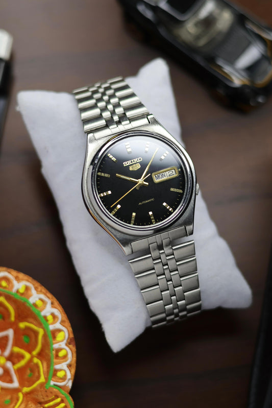 1989 Seiko 5 Black Dial (Pre Owned)