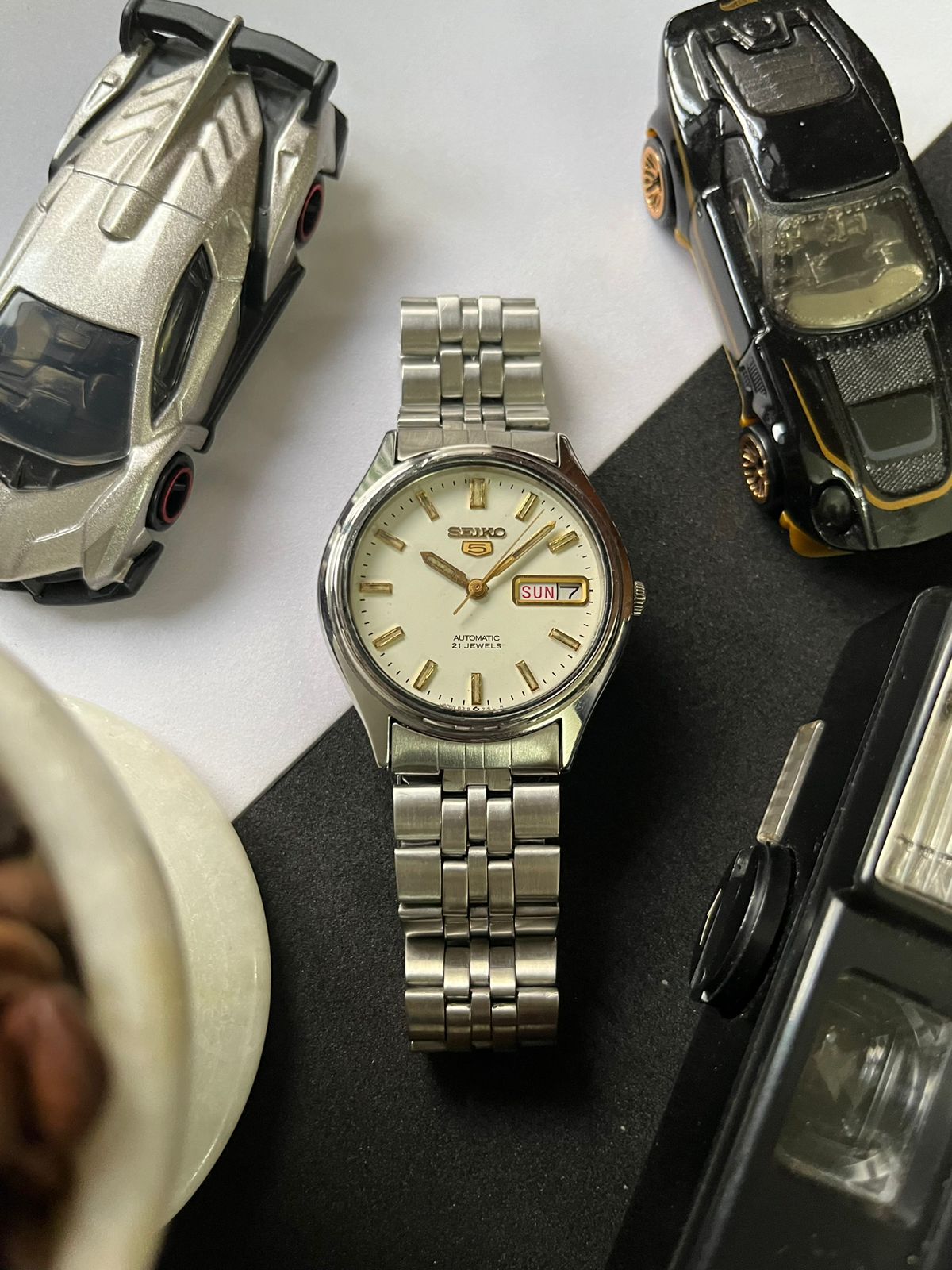 1985 Seiko 5 White Dial (Pre Owned)