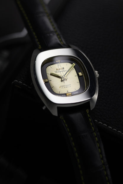 (Super Rare) Vintage HMT Chanakya Champagne TV Dial - in Original Condition - Mechanical Hand Winding Watch (Pre Owned) - SE539