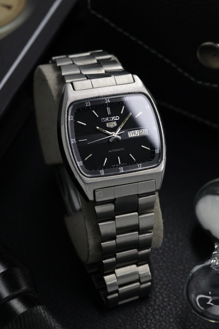 (Super Rare) 1981 Seiko 5 Railway Time Navy Blue Dial - Automatic Vintage Watch (Pre Owned) - SE987