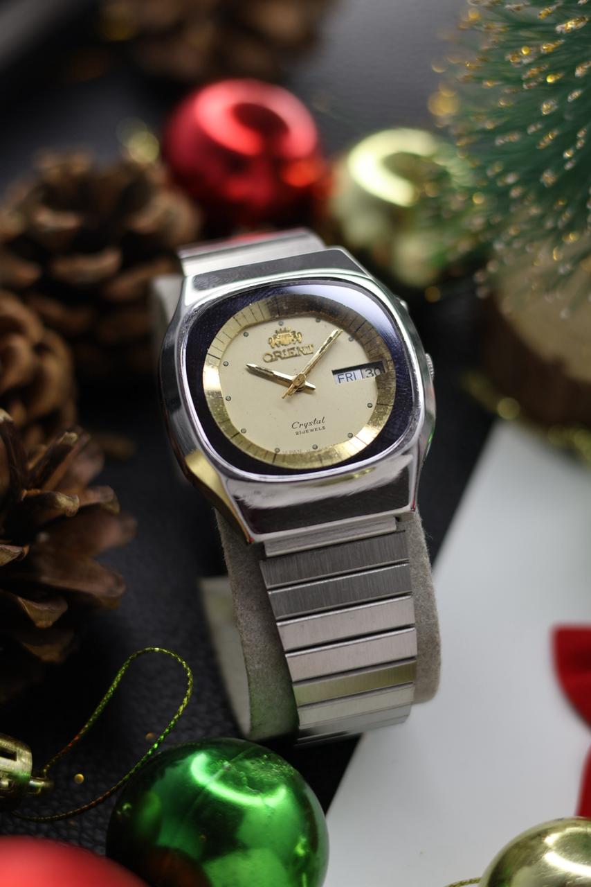 (Super Rare) Orient Tri-Star Crystal Champagne TV Dial - Automatic Vintage Watch (Pre Owned) - SE532