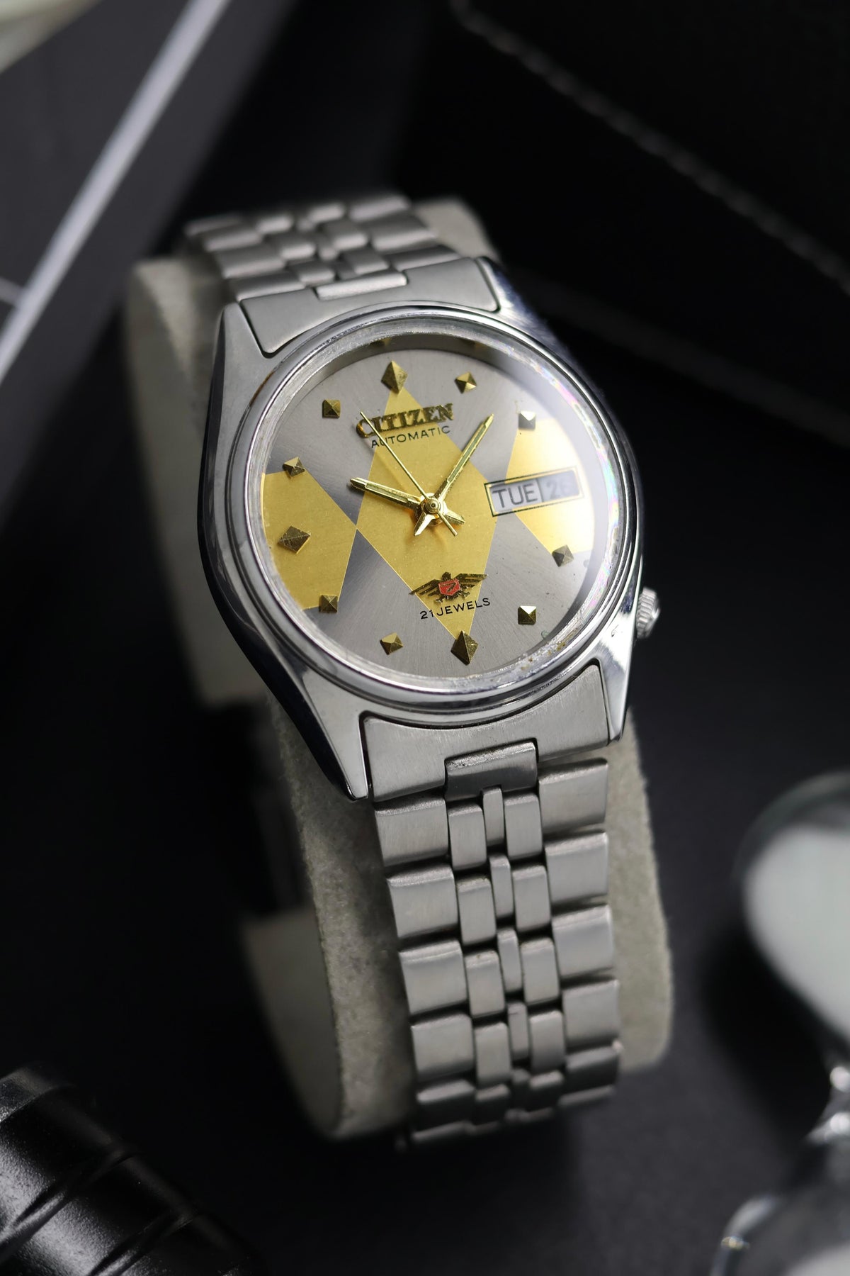 (Super Rare) Citizen Eagle 7 Silver & Gold Motif Dial - Automatic Vintage Watch (Pre Owned) - SE704