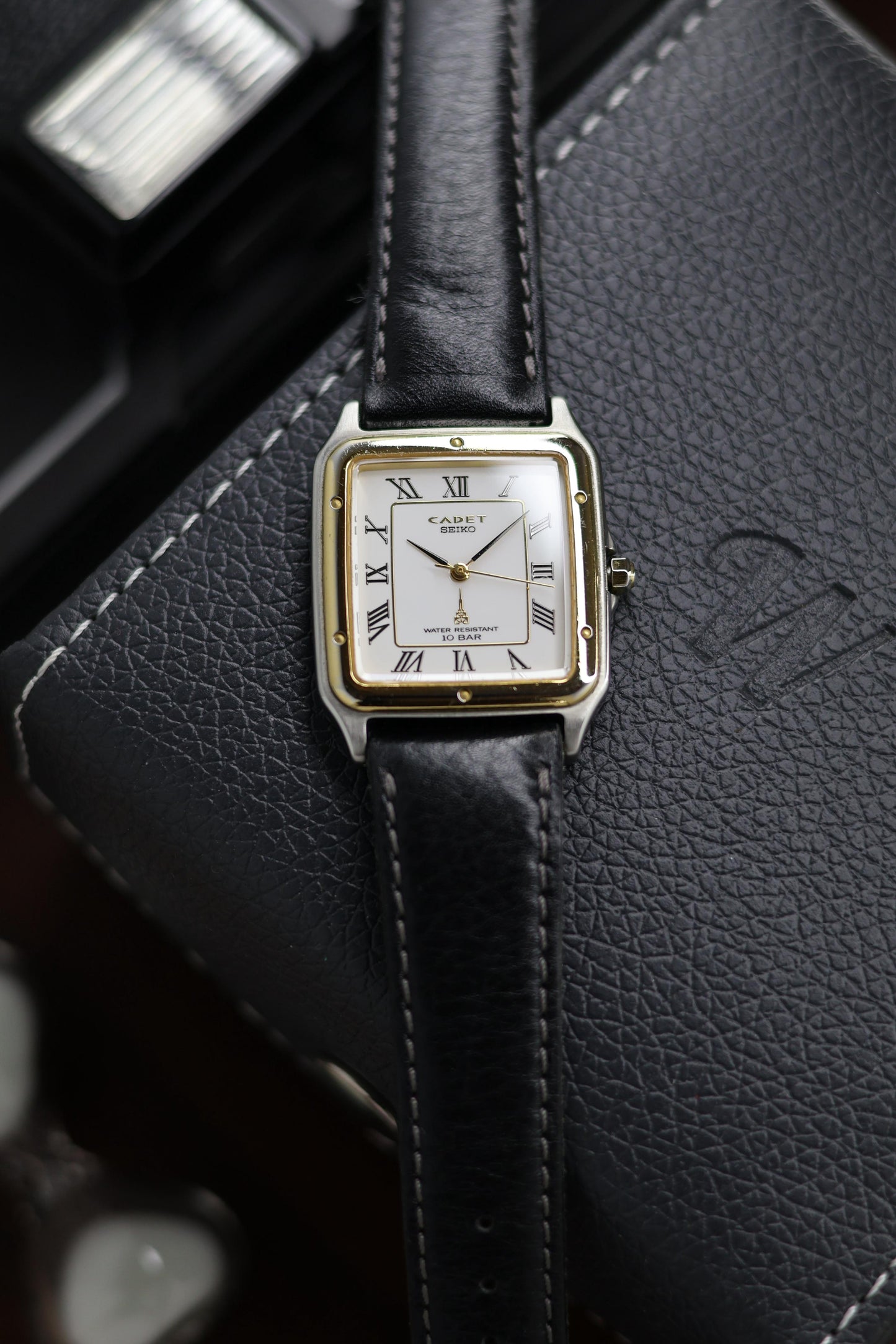 (JDM - Extremely Rare) 1980 Seiko CADET 100M Enamel Dial with Gold Plated ‘Santos’ Bezel - Quartz Vintage Watch (Pre Owned) - SE488
