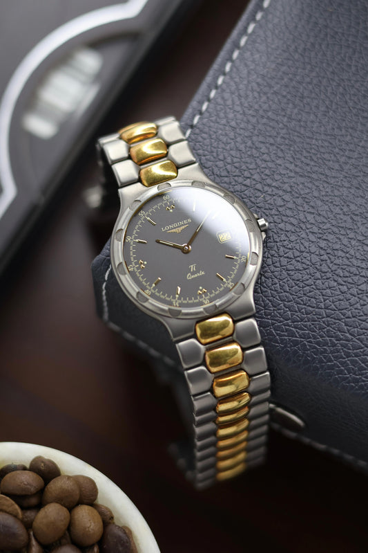 (Extremely Rare) LONGINES Conquest TITANIUM Dual Tone Grey Dial - Swiss Vintage Watch (Pre Owned) - A247