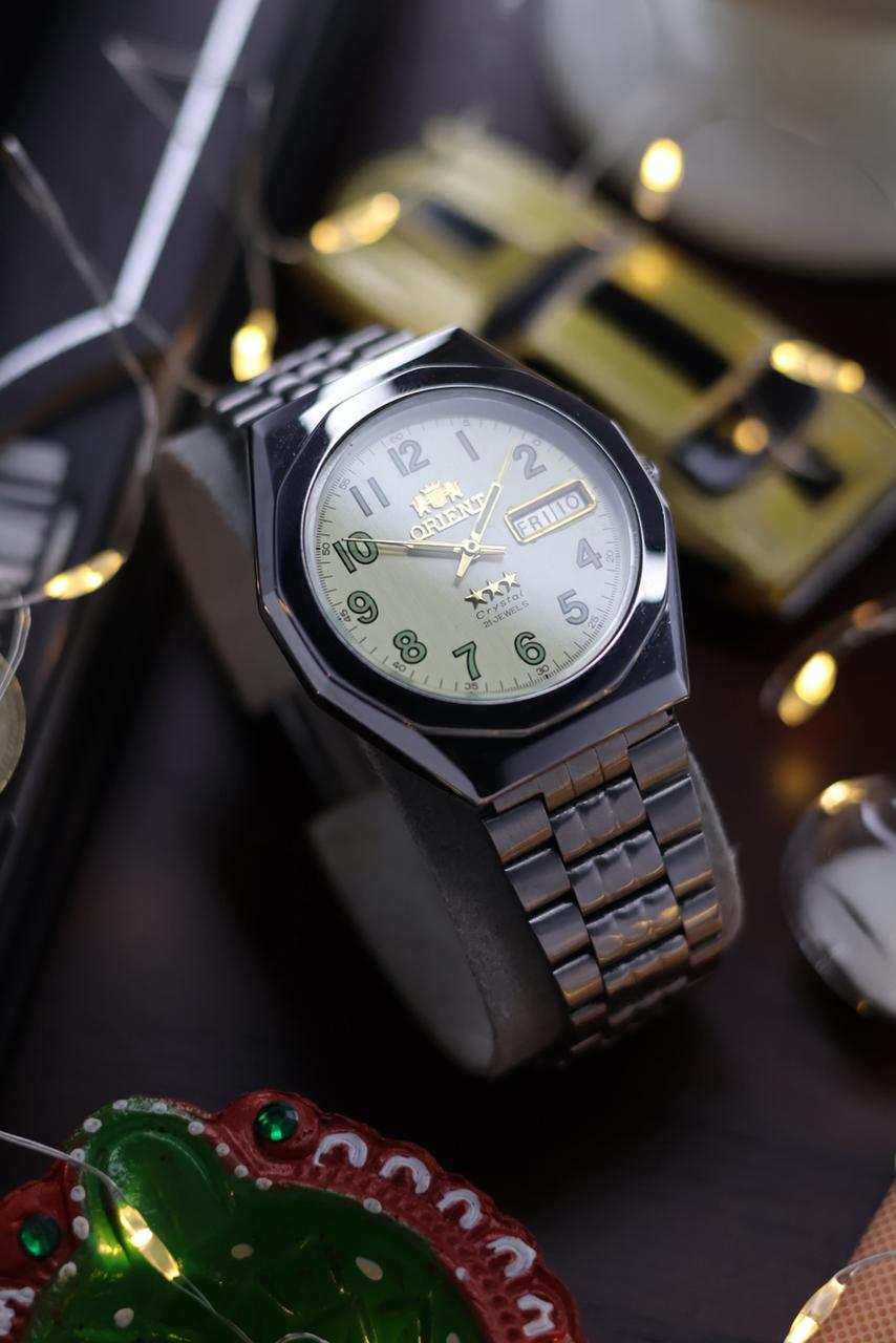 (Super Rare) Orient Tri-Star Crystal Field Dial with Hexagonal Case - Automatic Vintage Watch (Pre Owned) - SE531