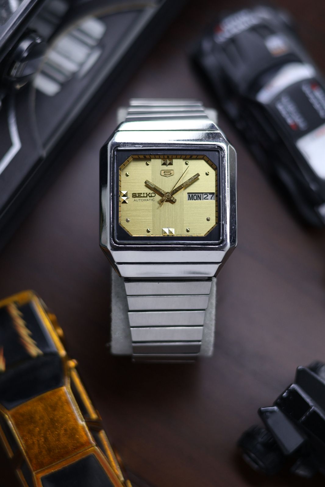 (Super Rare) 1982 Seiko 5 Gold TV Dial - Automatic Vintage Watch (Pre Owned) - SE475