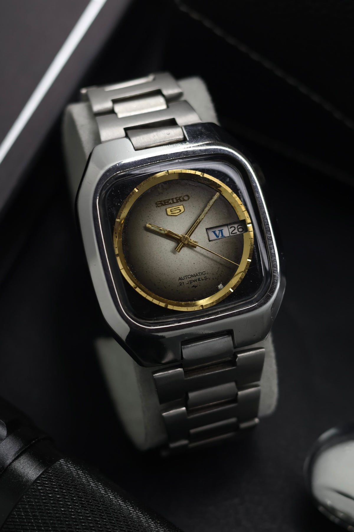 (Extremely Rare) 1978 Seiko 5 Aged Fumé TV Dial - Automatic Vintage Watch (Pre Owned) - SE835