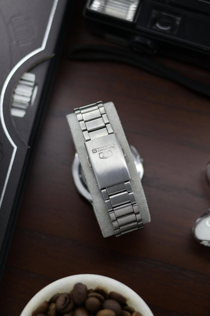 (Super Rare) Seiko 5 ‘Seikonaut’ Black Dial with Glass Back- Automatic Vintage Watch (Pre Owned) - A226