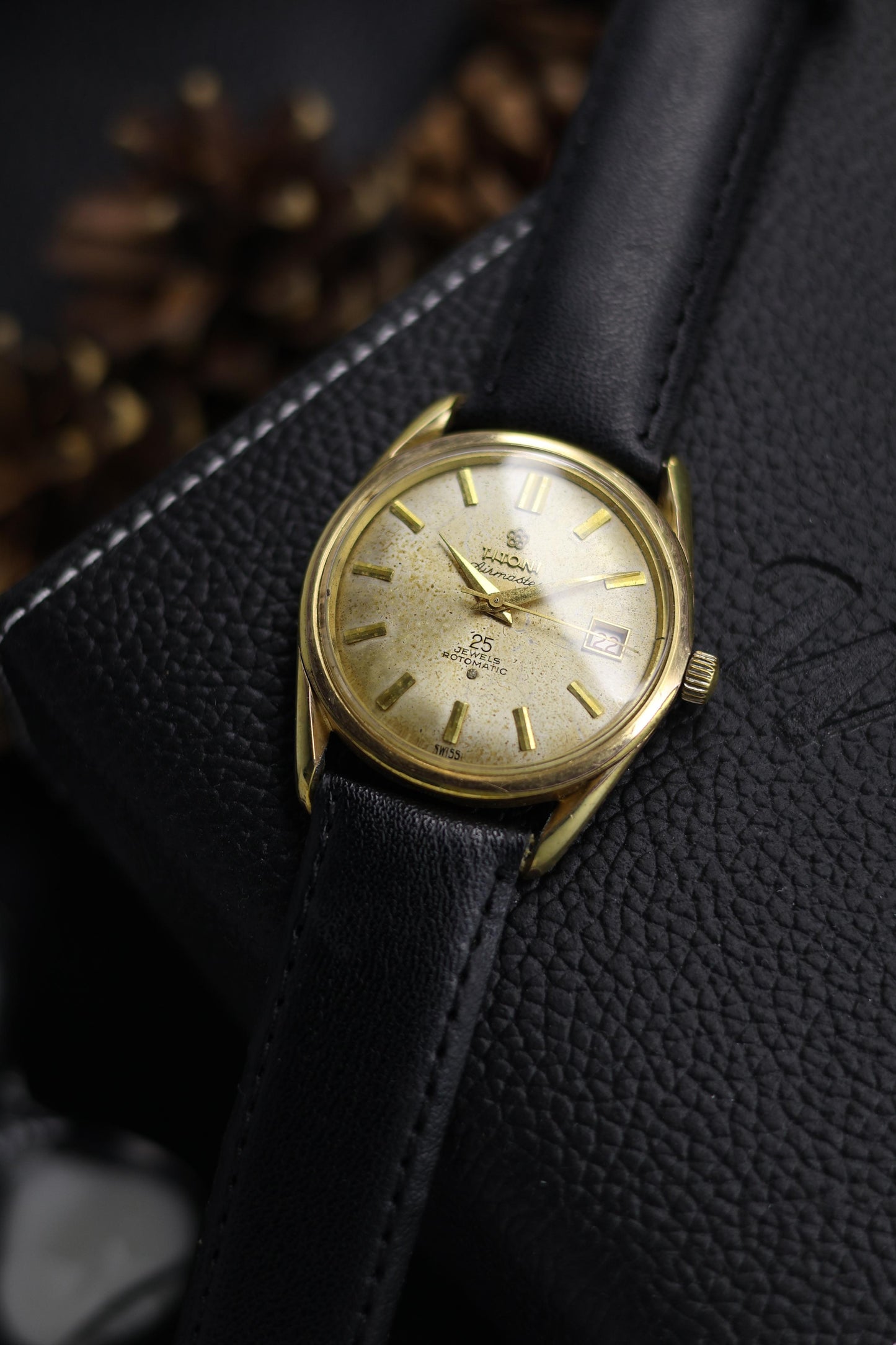 (Super Rare) TITONI Airmaster Rotomatic Champagne Patina Dial - Automatic Swiss Vintage Watch (Pre Owned) - SE648