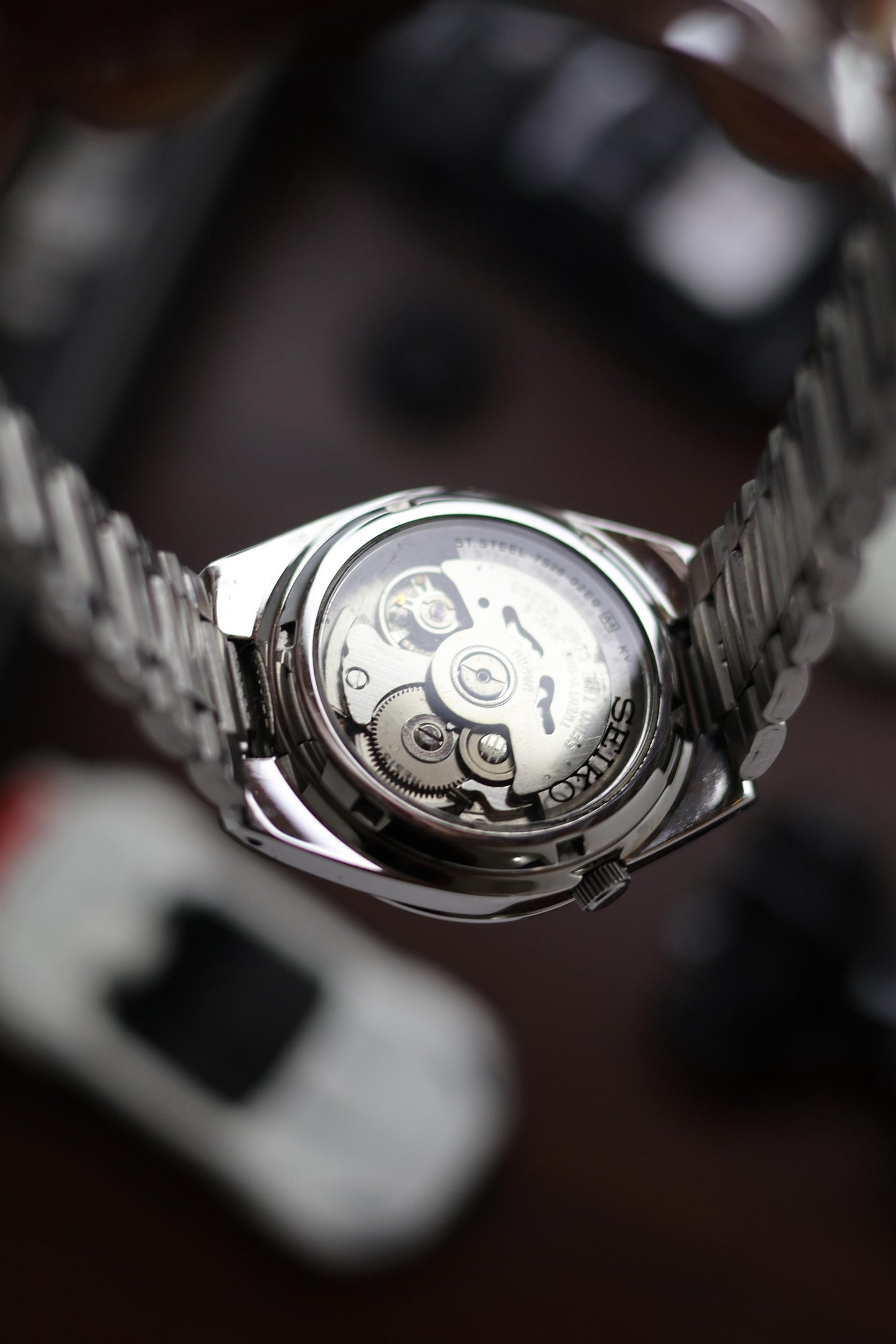 Seiko 5 Railway Time White Dial with Glass Back - Automatic Vintage Watch (Pre Owned) - SE469