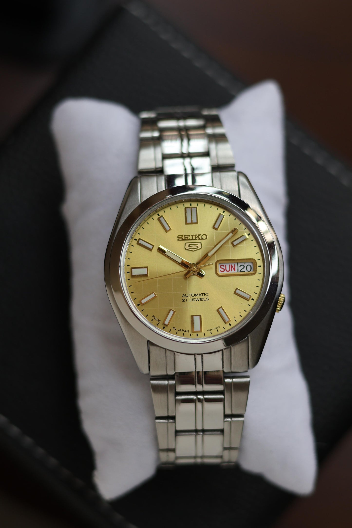 Seiko 5 Gold Sunray Dial (Pre Owned)