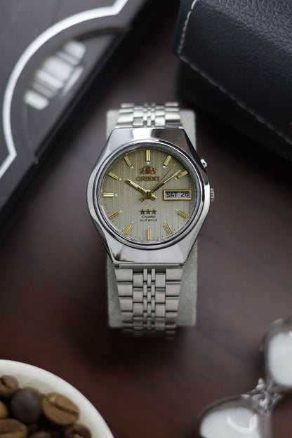 (Super Rare) Orient Tri-Star Crystal Guilloche Dial - Automatic Vintage Watch (Pre Owned) - SE450