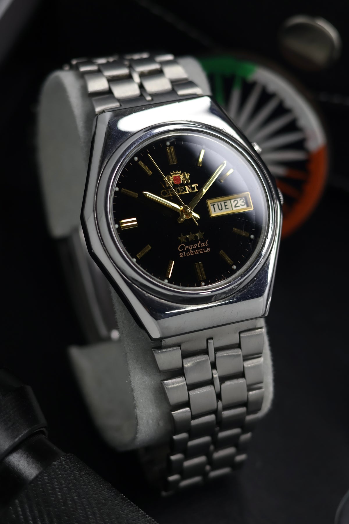 (Super Rare) Orient Tri-Star Crystal Black Lacquered Dial - Automatic Vintage Watch (Pre Owned) - SE747
