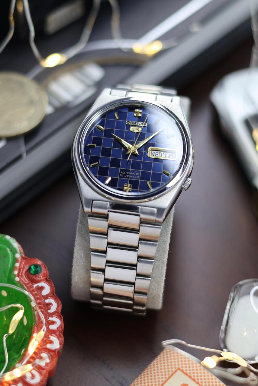 (Super Rare) 1979 Seiko 5 Blue Chequered Dial - Automatic Vintage Watch (Pre Owned) - SE548