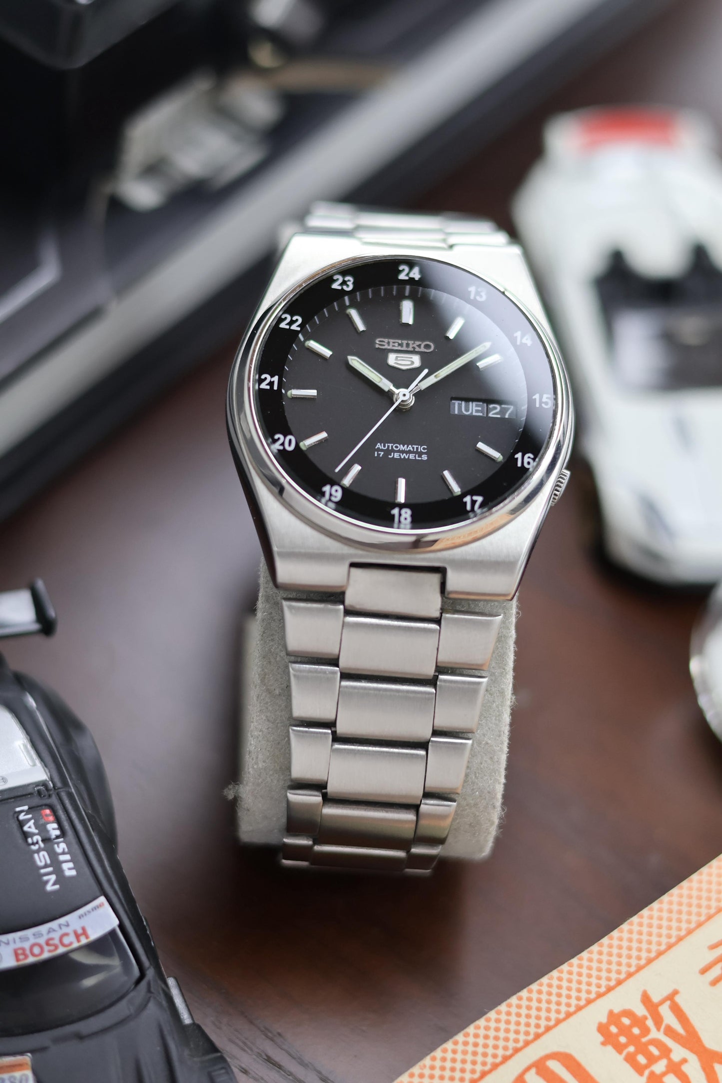 1984 Seiko 5 Railway Time Black Dial - Automatic Vintage Watch (Pre Owned) - SE518
