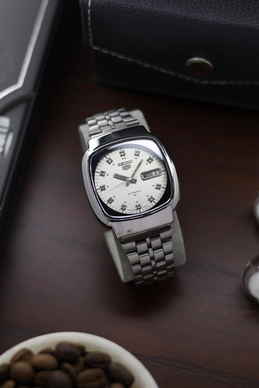 (Super Rare) 1980 Seiko 5 Silver TV Dial - Automatic Vintage Watch (Pre Owned) - A307